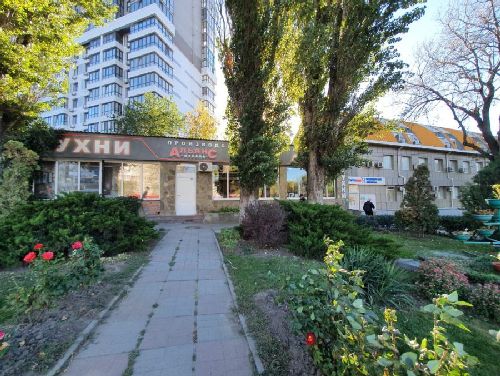 foto 5 18 Угловая кухня с антресолями до потолка - 65